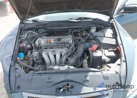 2005 Honda Accord 2.4 Lx z USA, uszkodzony, nr VIN 1HGCM56425A148145